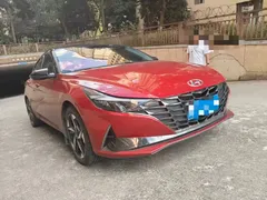 2022 Hyundai Elantra 1.5L CVT LUX Premium — фото 3