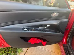 2022 Hyundai Elantra 1.5L CVT LUX Premium — фото 9