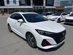 2023 Changan Eado PLUS 1.4T GDI DCT Premium, белый — фото 3