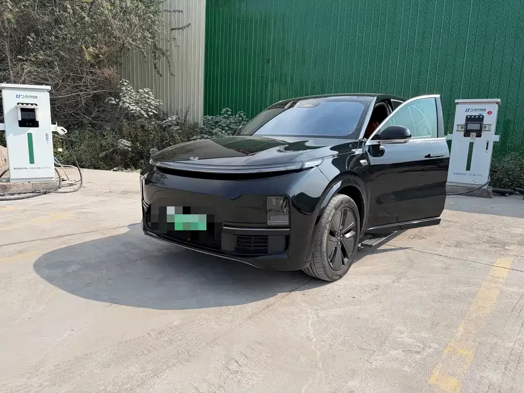 2024 Li Auto L8