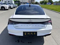 2022 Hyundai Elantra 240TGDi DCT LUX Premium, белый — фото 11
