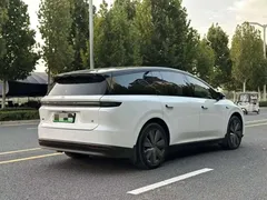 2025 Li Auto i8 Standard, белый — фото 3