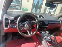 2023 Porsche Cayenne 3.0T Platinum Edition, белый — фото 3