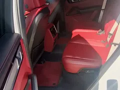 2023 Porsche Cayenne 3.0T Platinum Edition, белый — фото 4