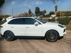 2023 Porsche Cayenne 3.0T Platinum Edition, белый — фото 7