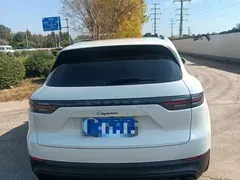 2023 Porsche Cayenne 3.0T Platinum Edition, белый — фото 9