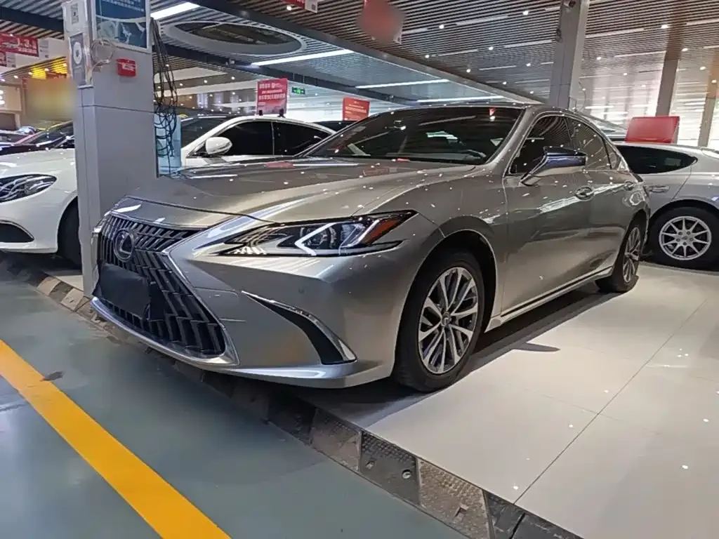 2021 Lexus ES 200 Excellence