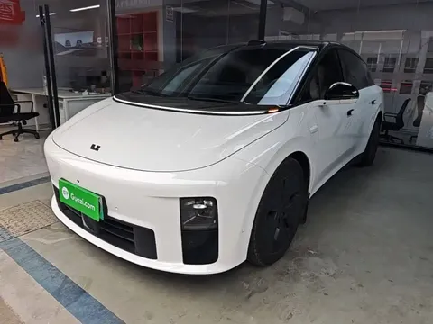 2025 Li Auto i6 2WD Standard