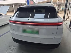 2025 Li Auto i6 2WD Standard, белый — фото 6