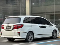 2019 Honda Elysion 2.0L Hybrid Luxury, белый — фото 10