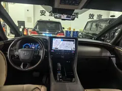 2024 Toyota Alphard 2.5L Hybrid Premium, чёрный — фото 9