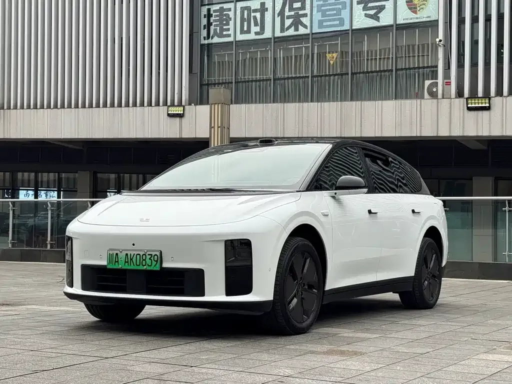 2025 Li Auto i6 2WD Standard