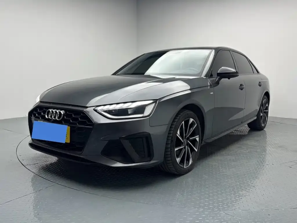 2023 Audi A4L 40 TFSI Luxury Dynamic