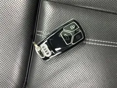2023 Audi A4L 40 TFSI Luxury Dynamic — фото 12