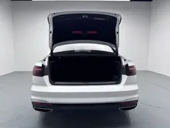 2022 Audi A4L 40 TFSI Fashion Dynamic, белый — фото 14