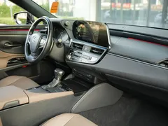 2022 Lexus ES 200 Excellence, зелёный — фото 10