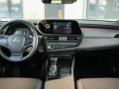 2022 Lexus ES 200 Excellence, зелёный — фото 16