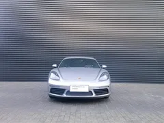 2022 Porsche 718 Cayman 2.0T — фото 8