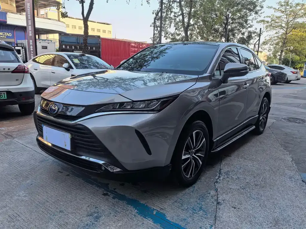 2022 Toyota Harrier Hybrid 2.5L CVT 2WD Luxury