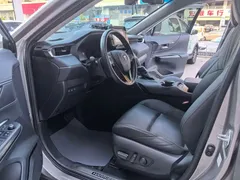 2022 Toyota Harrier Hybrid 2.5L CVT 2WD Luxury — фото 8