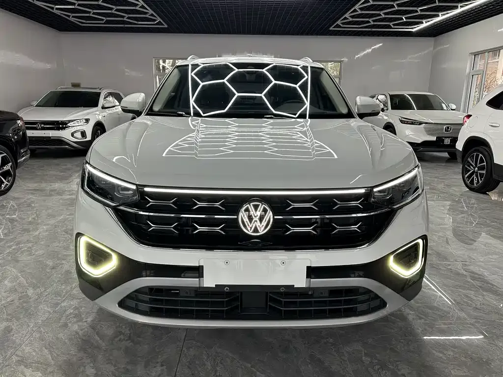 2023 Volkswagen Tayron 280TSI 2WD Luxury Plus Advanced