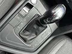 2021 Volkswagen Tharu 280TSI 2WD Fashion, белый — фото 14
