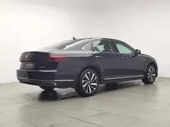 2022 Volkswagen Passat 380TSI Flagship, чёрный — фото 2