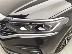 2022 Volkswagen Passat 380TSI Flagship, чёрный — фото 7