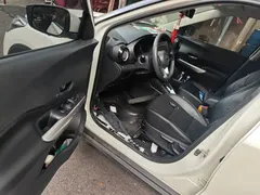 2020 Nissan Kicks 1.5L XV CVT Luxury, белый — фото 12