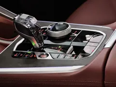2023 BMW X5 30Li Premium M Sport Package — фото 12