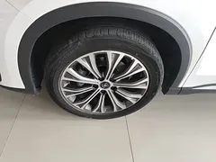 2022 BYD Song Pro DM-i PHEV 110km Flagship Pro, белый — фото 23