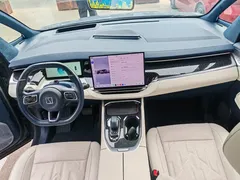 2024 Zeekr 009 6-seat Executive 4WD 140kWh — фото 6