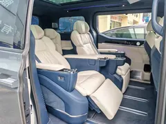 2024 Zeekr 009 6-seat Executive 4WD 140kWh — фото 8