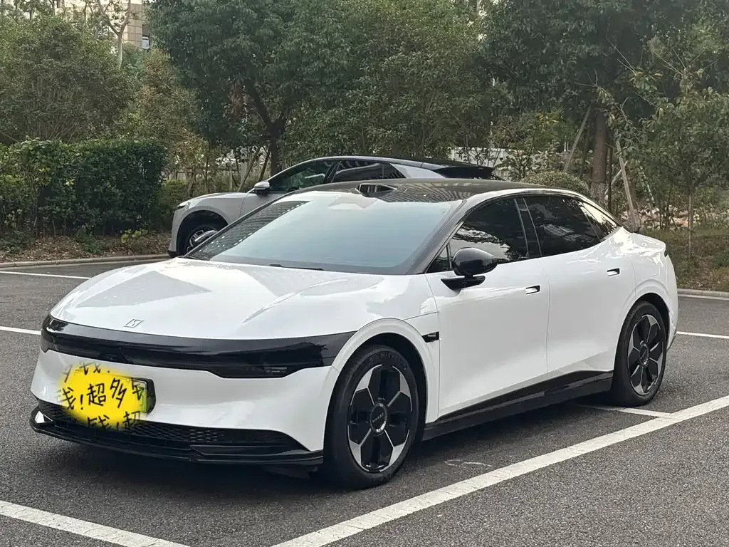 2024 Zeekr 007 RWD 75kWh Smart Driving