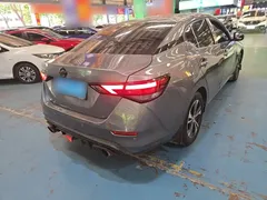 2021 Nissan Sylphy 1.6L XL CVT — фото 7