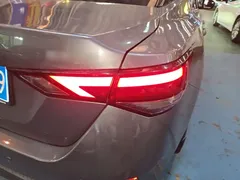2021 Nissan Sylphy 1.6L XL CVT — фото 8
