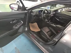 2021 Nissan Sylphy 1.6L XL CVT — фото 16