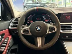 2022 BMW 3 Series 330i M Sport Night Package, чёрный — фото 3