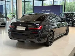 2022 BMW 3 Series 330i M Sport Night Package, чёрный — фото 15