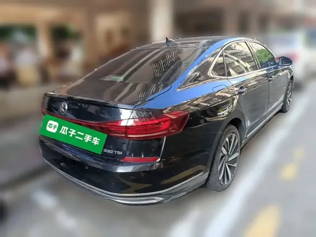 2022 Volkswagen Passat 330TSI Elite