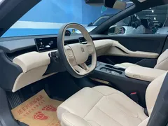 2024 Nio ET5T 75kWh Touring, чёрный — фото 12