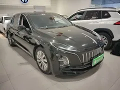 2023 Hongqi E-QM5 EV 620km PLUS, чёрный — фото 4