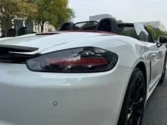 2022 Porsche 718 Boxster 2.0T, белый — фото 17