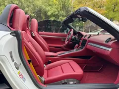 2022 Porsche 718 Boxster 2.0T, белый — фото 23