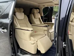 2023 Toyota Vellfire Hybrid 2.5L HV Ultimate, чёрный — фото 13