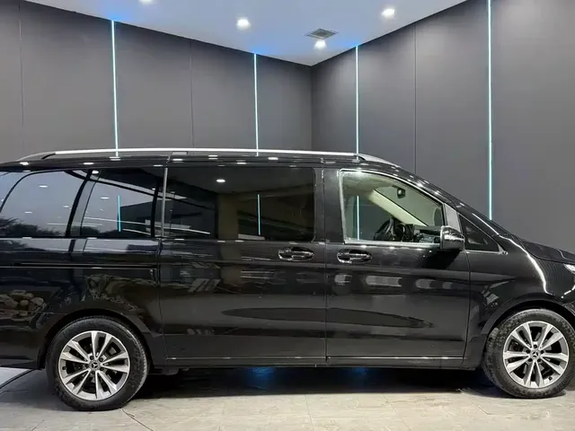 2022 Mercedes-Benz V-Class V 260