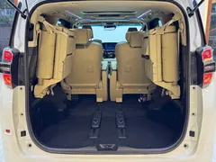2023 Toyota Vellfire Crown Hybrid 2.5L HV Premium, белый — фото 15