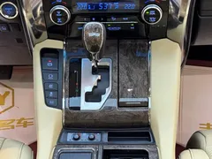 2023 Toyota Vellfire Crown Hybrid 2.5L HV Premium, белый — фото 20