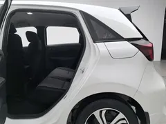 2023 Honda Fit 1.5L CVT, белый — фото 15