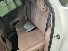 2025 Li Auto i6 2WD Standard, белый — фото 17